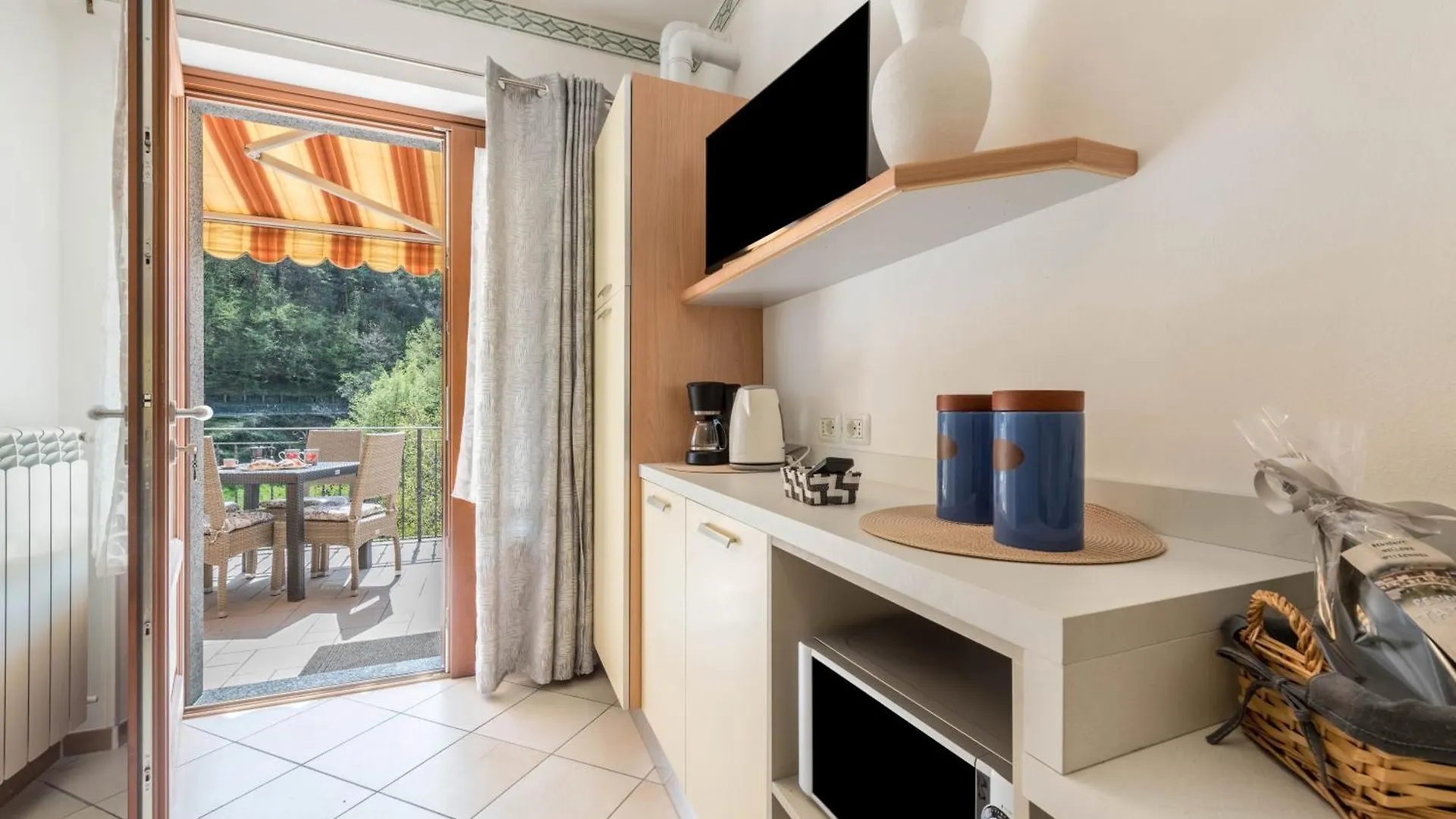 Residence Tatiana A2 Tremosine 0*,