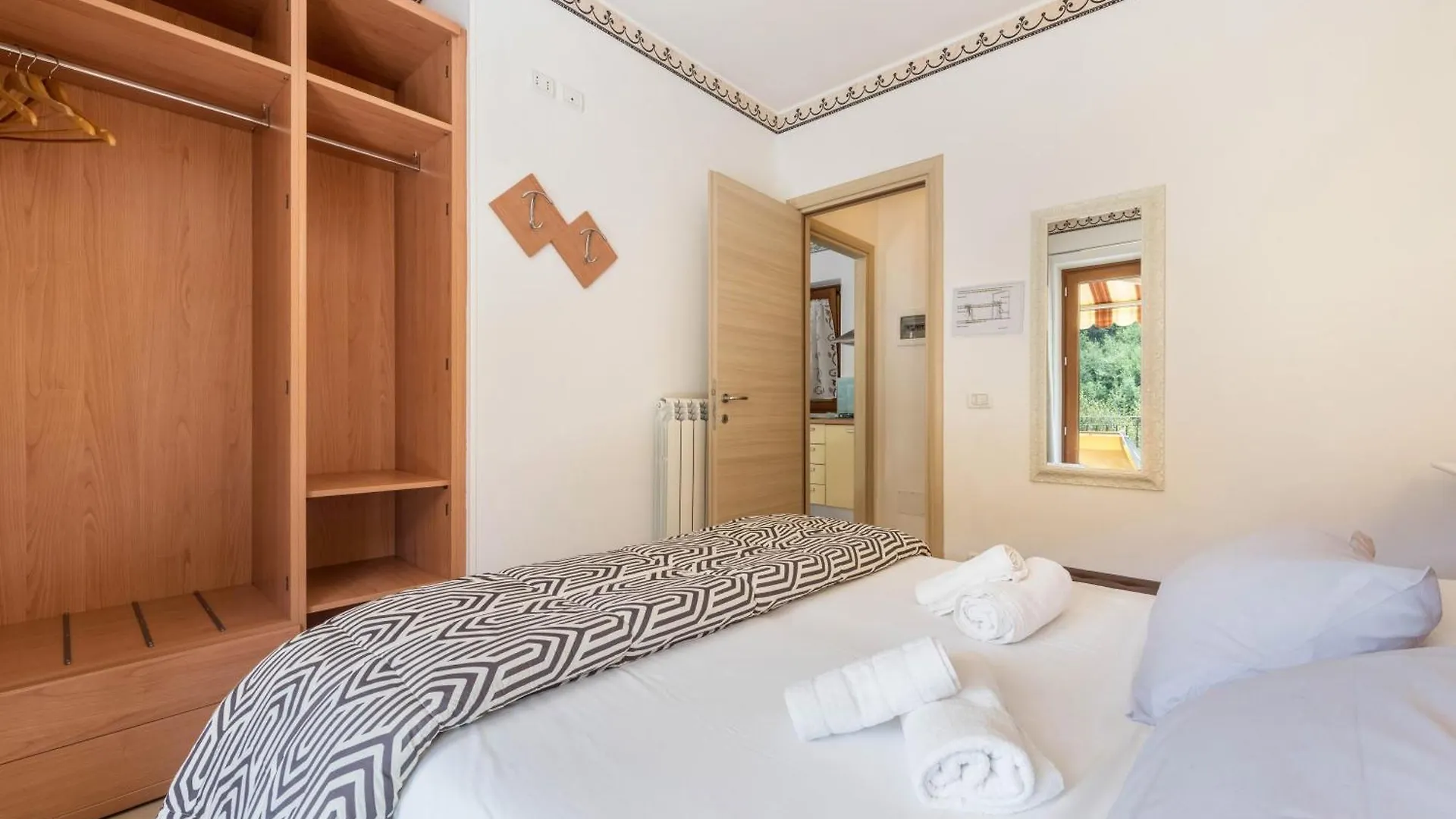 Residence Tatiana A2 Tremosine 0*,